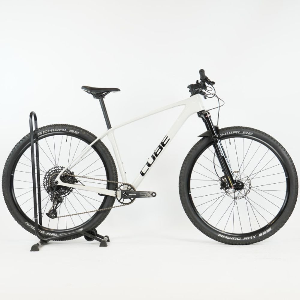 Cube Reaction C:62 ONE cotton´n´white 2025 - RH-M Gebrauchtrad