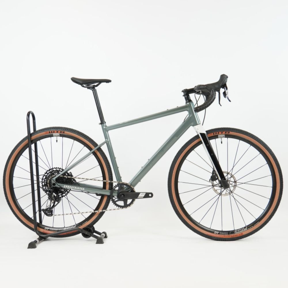 BMC UnReStricted AL ONE metallic grey green 2024 - RH-M Ausstellungsrad