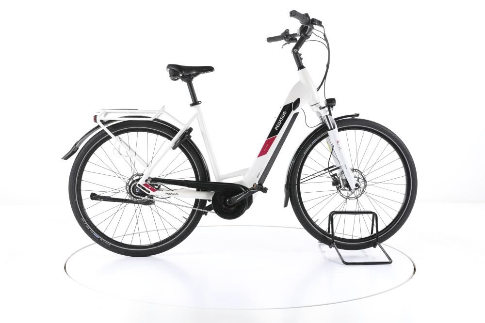 Pegasus Solero EVO 8F City E-Bike Tiefeinsteiger